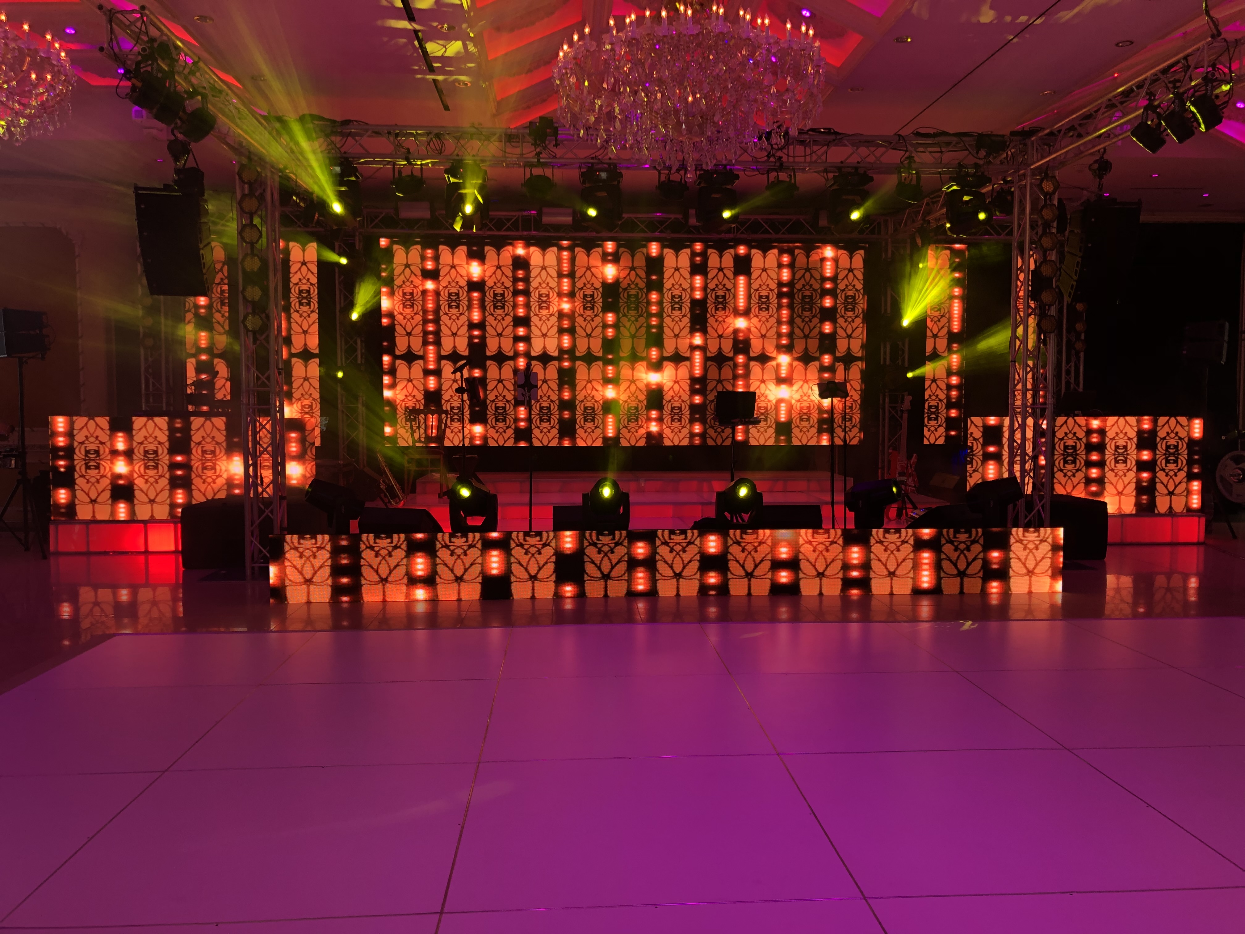 Factors to Consider When Selecting Pixel Pitch for LED Video Walls